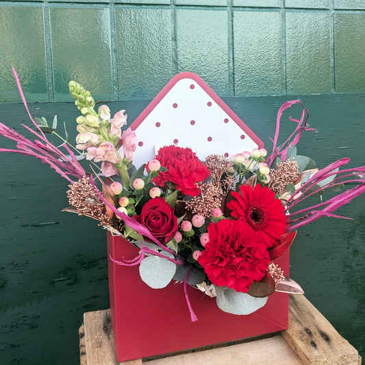 Fresh Letter of Love Arrangement